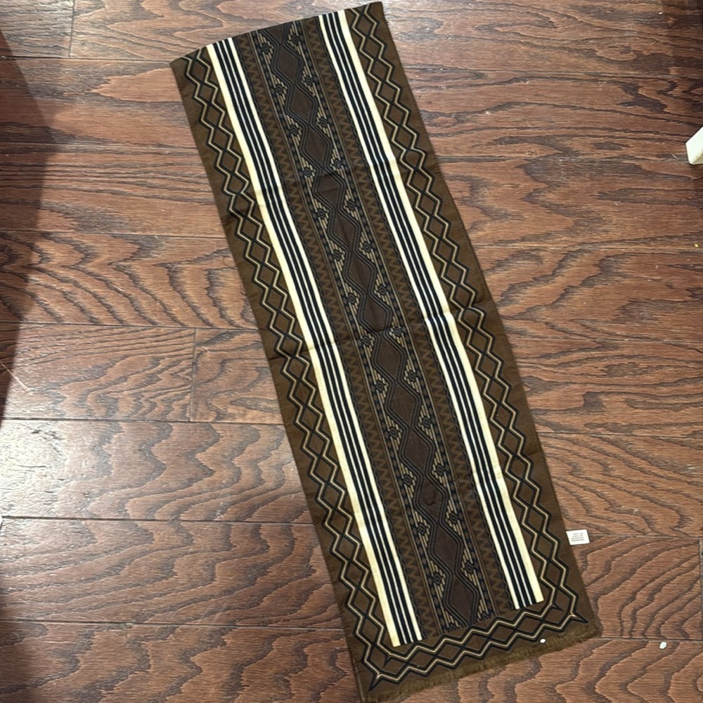 Givenchy scarf - Picture 4 of 7
